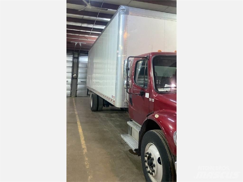 Freightliner M2 貨箱式卡車