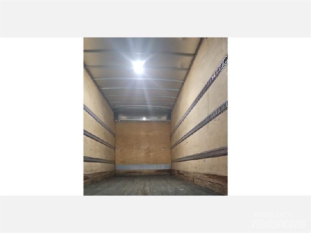 Freightliner M2 貨箱式卡車