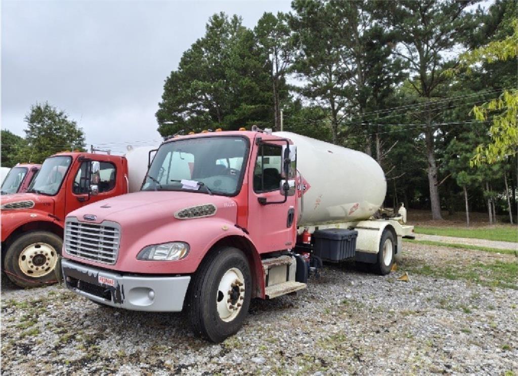 Freightliner M2 其他貨車