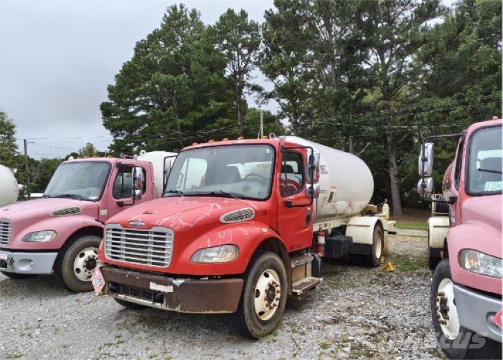Freightliner M2 其他貨車