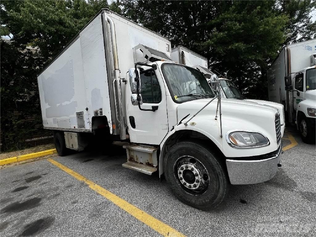 Freightliner M2-106 貨箱式卡車