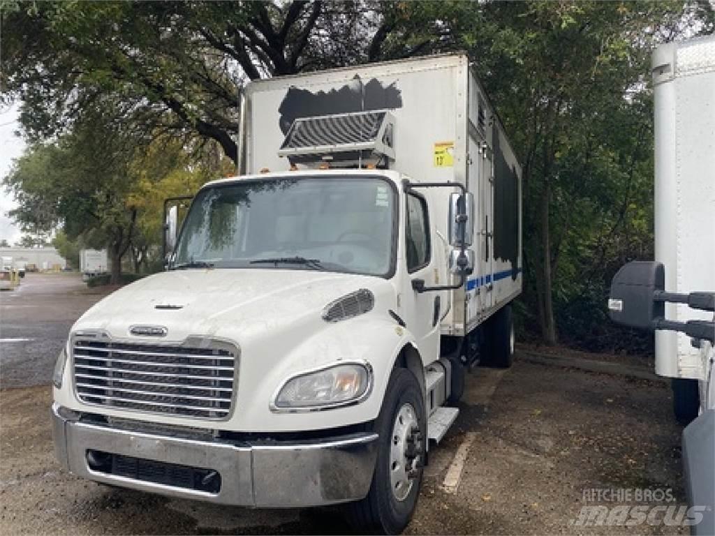 Freightliner M2-106 貨箱式卡車