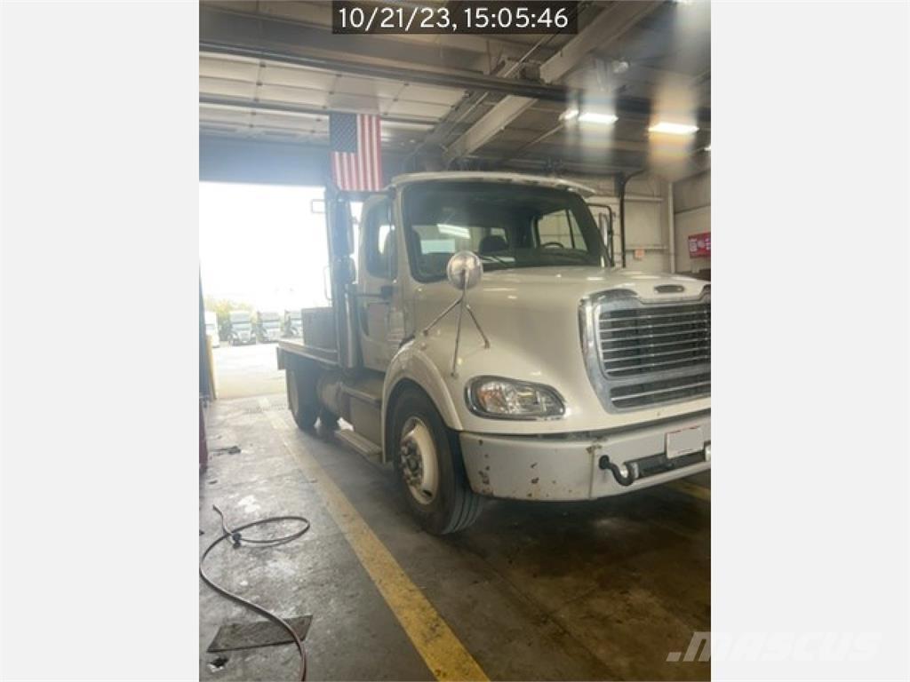 Freightliner M2 112 都市/通用型車輛