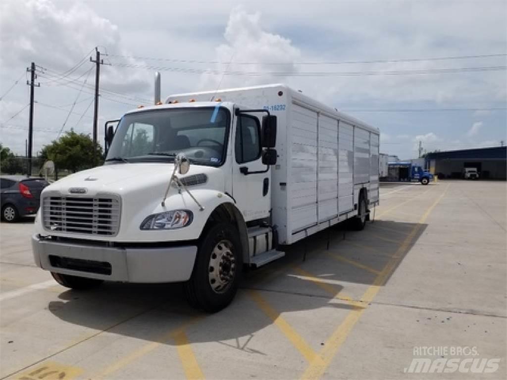 Freightliner M2106 飲料運輸卡車