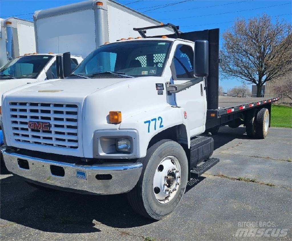 GMC C6500 平板式/側卸式卡車