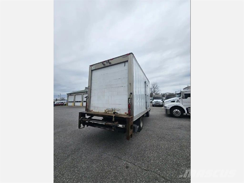 Hino 195 溫控卡車