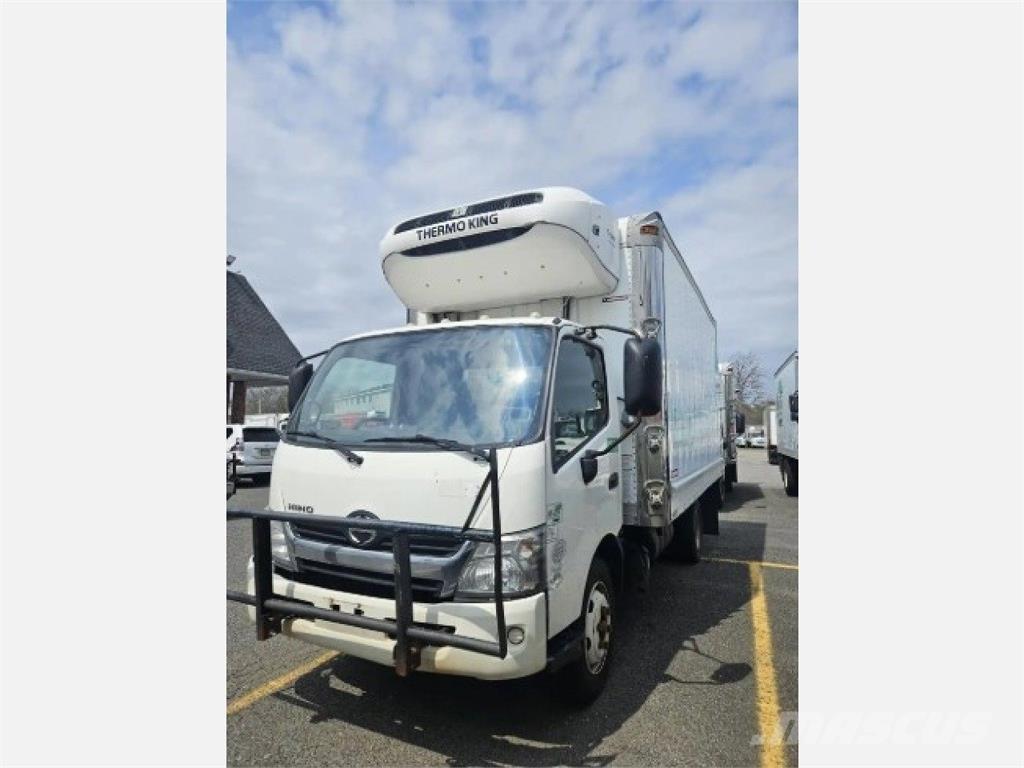 Hino 195 溫控卡車