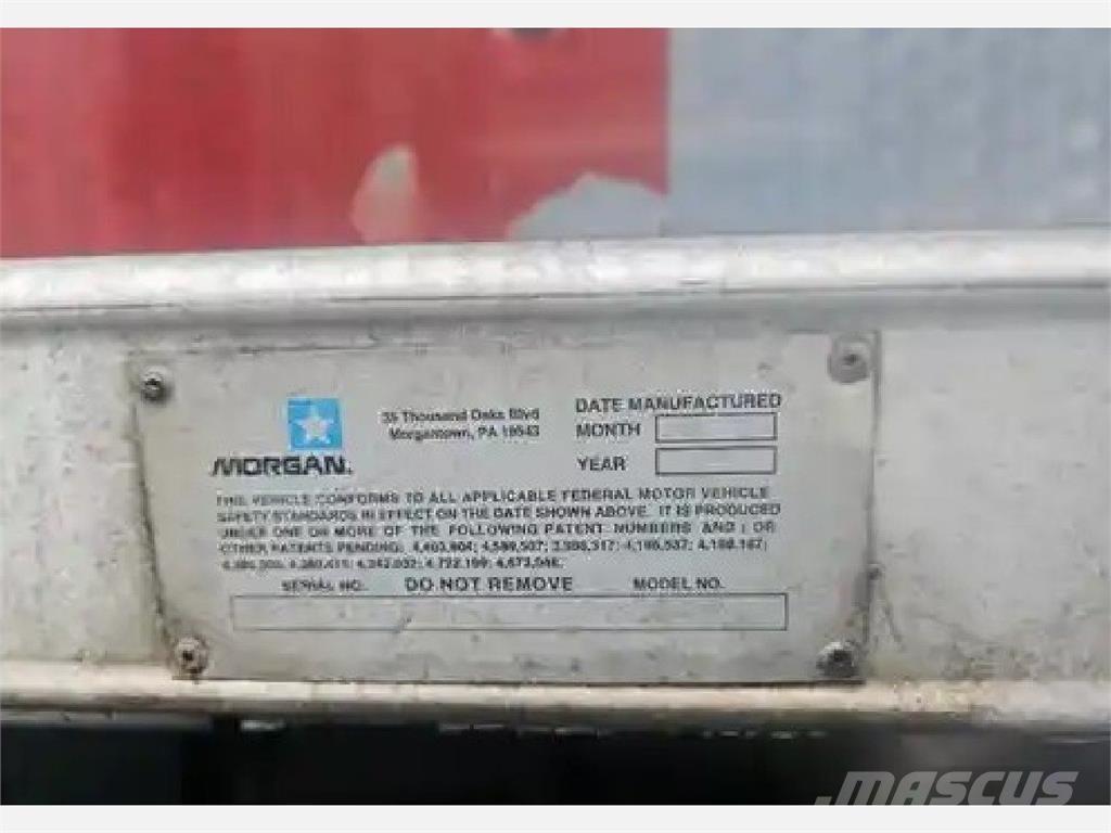 Hino 195 貨箱式卡車