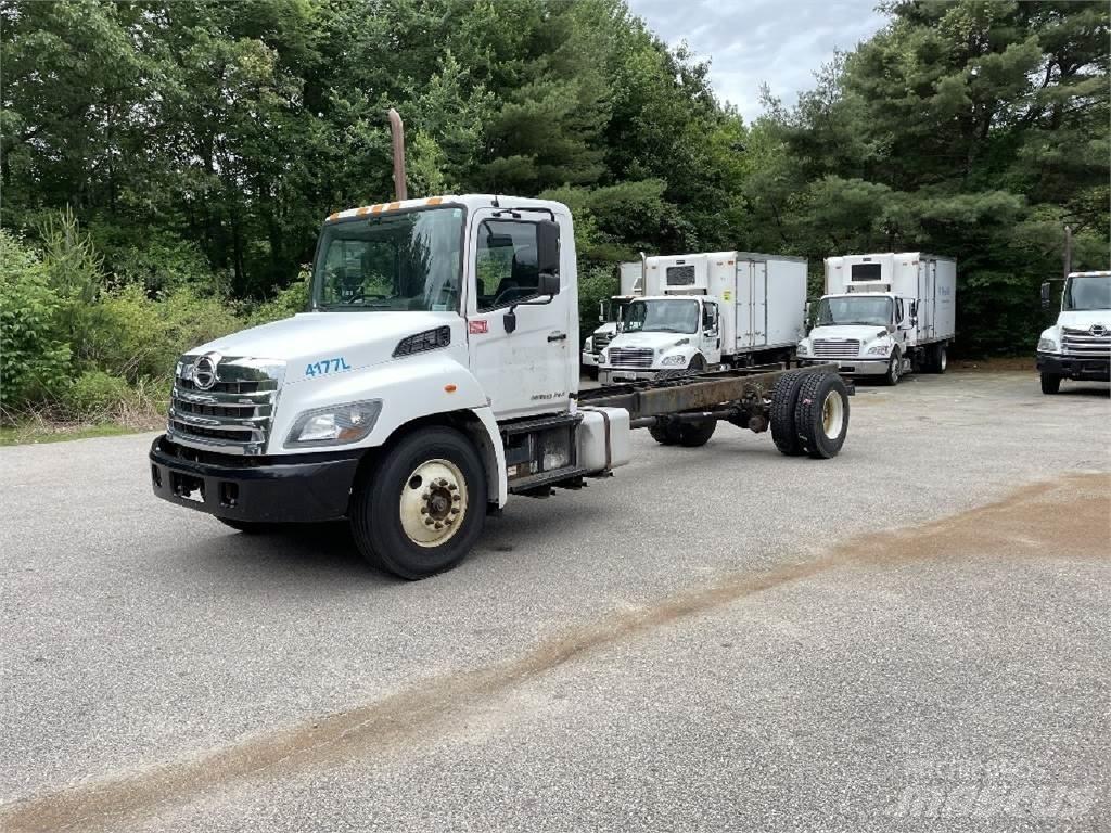 Hino 338 商用底盤車