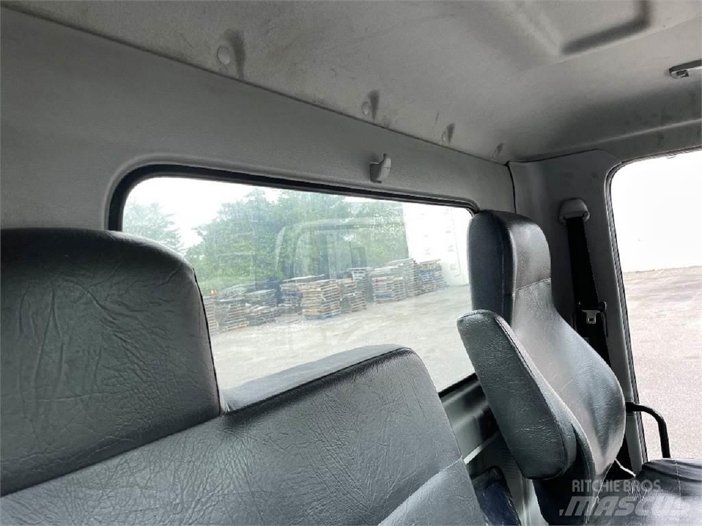Hino 338 商用底盤車