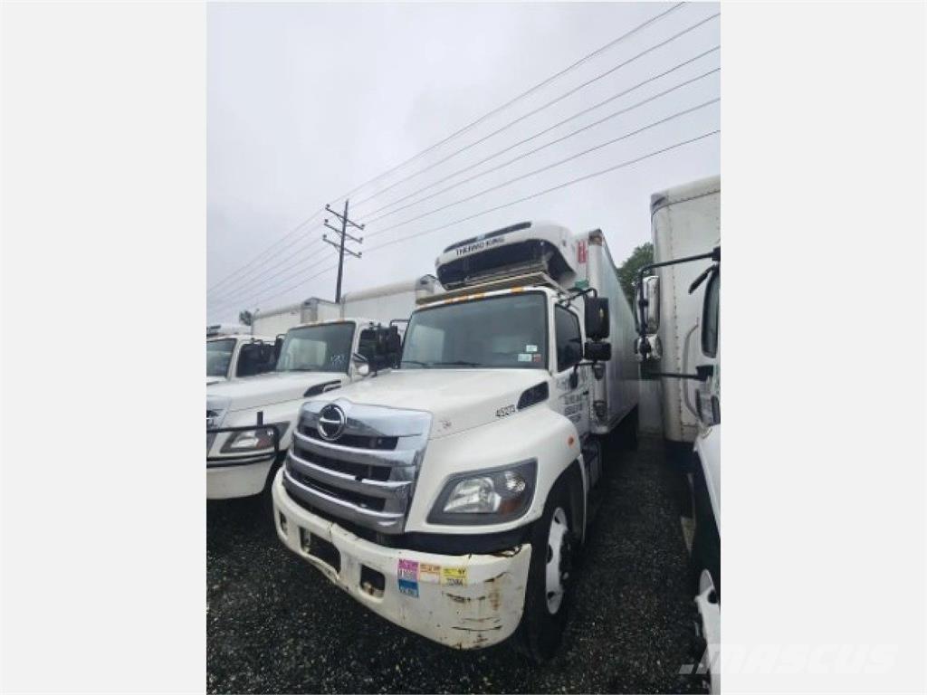 Hino 338 溫控卡車