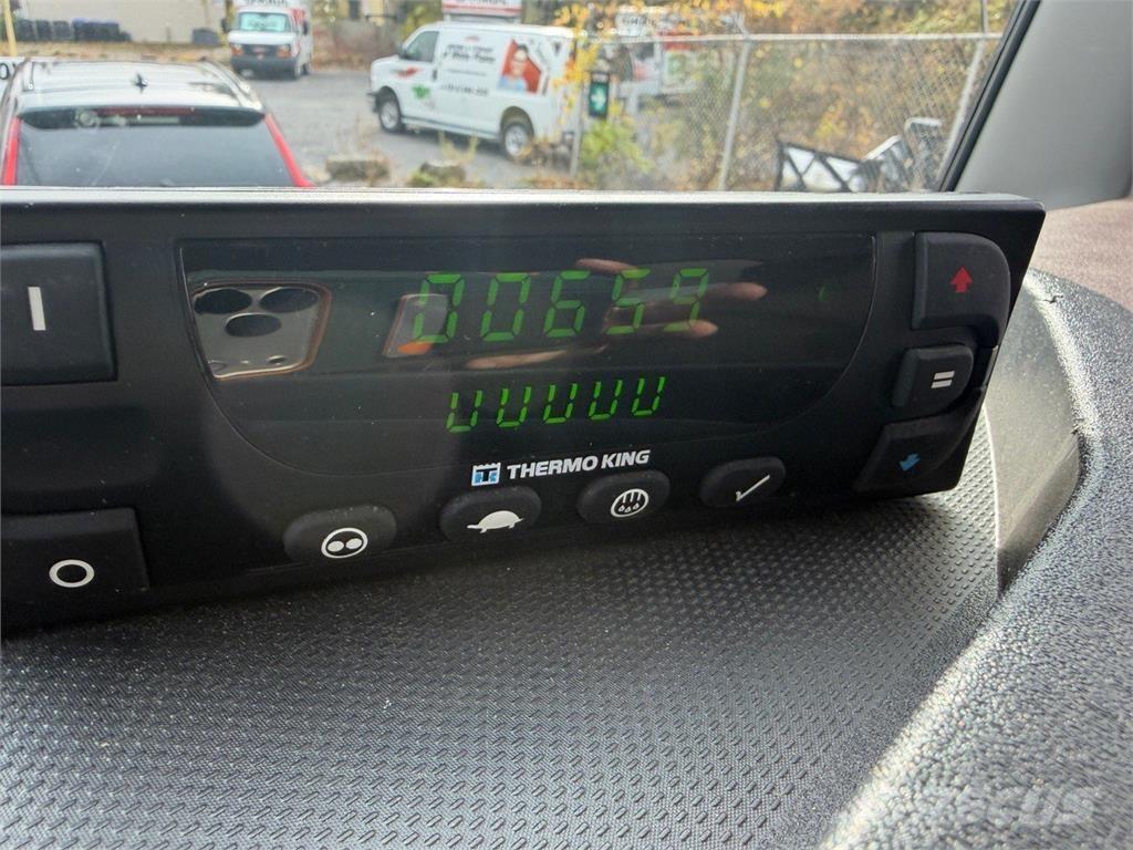 Hino L6 溫控卡車