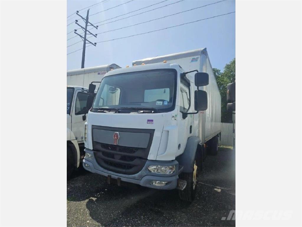 Kenworth K370 貨箱式卡車