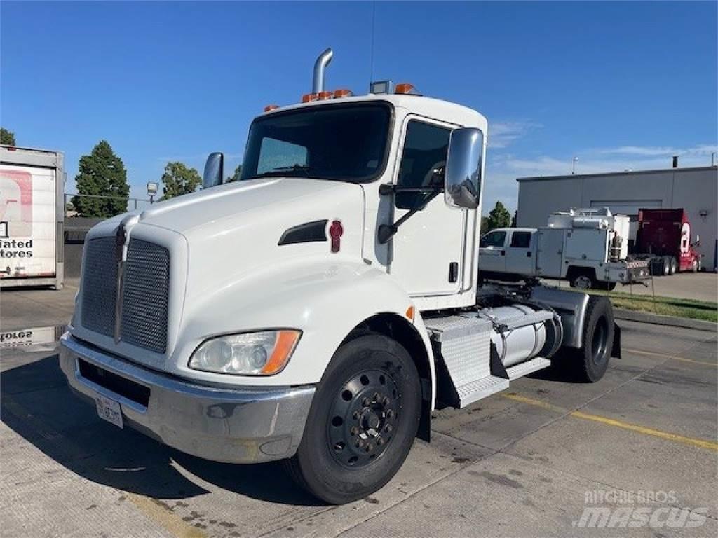 Kenworth T370 曳引機組件