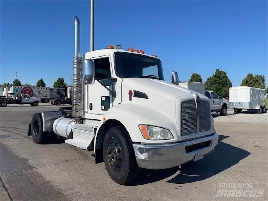 Kenworth T370 曳引機組件