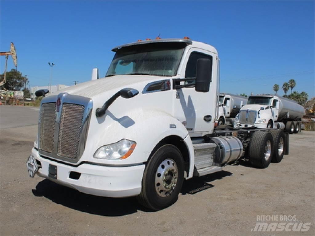 Kenworth T680 商用底盤車