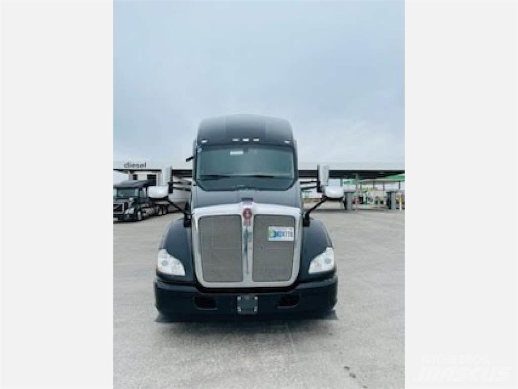 Kenworth T680 曳引機組件