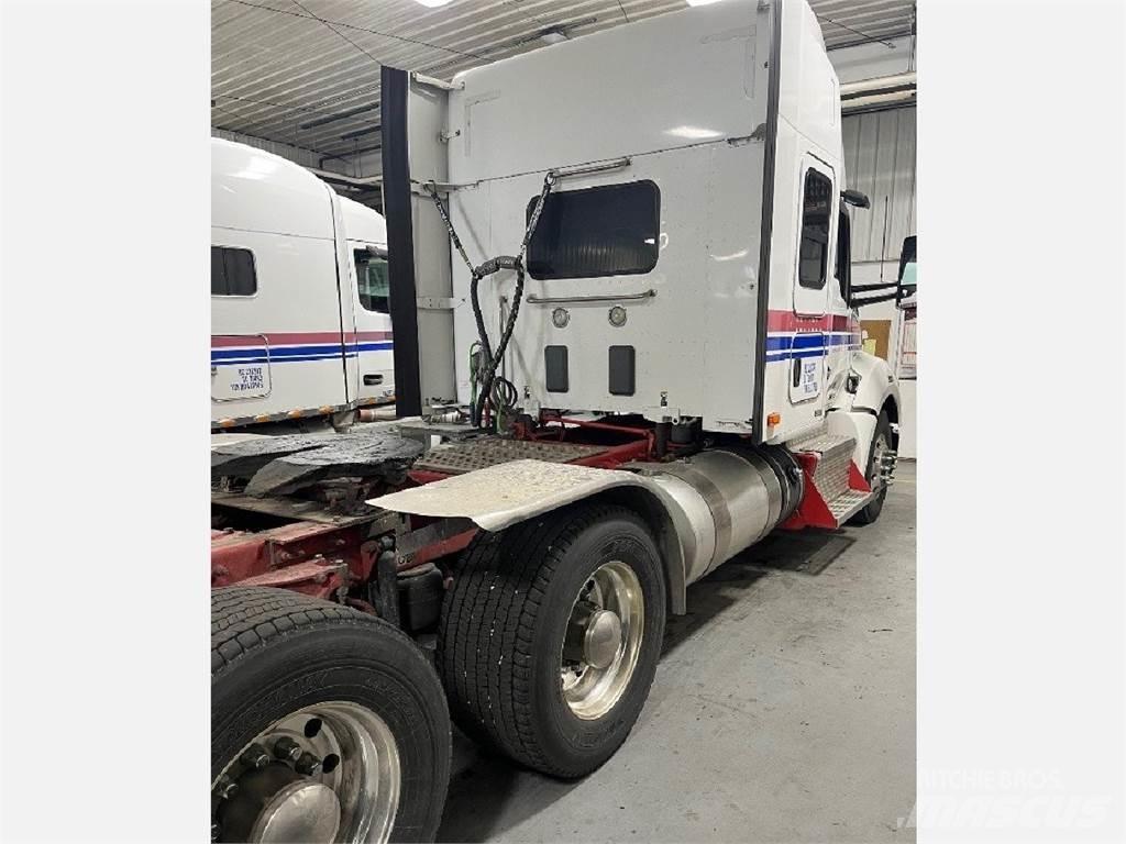 Kenworth T680 曳引機組件