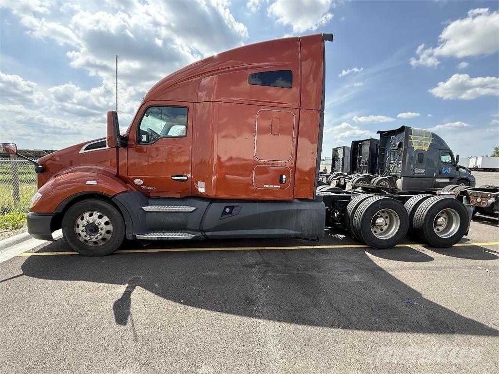 Kenworth T680 曳引機組件