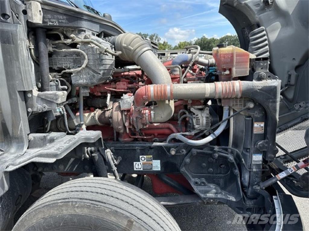 Kenworth T680 曳引機組件