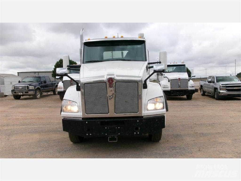 Kenworth T880 曳引機組件