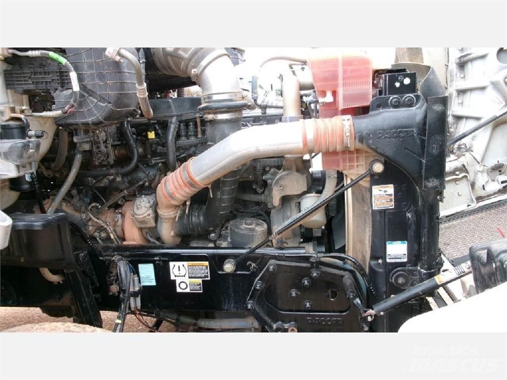 Kenworth T880 曳引機組件