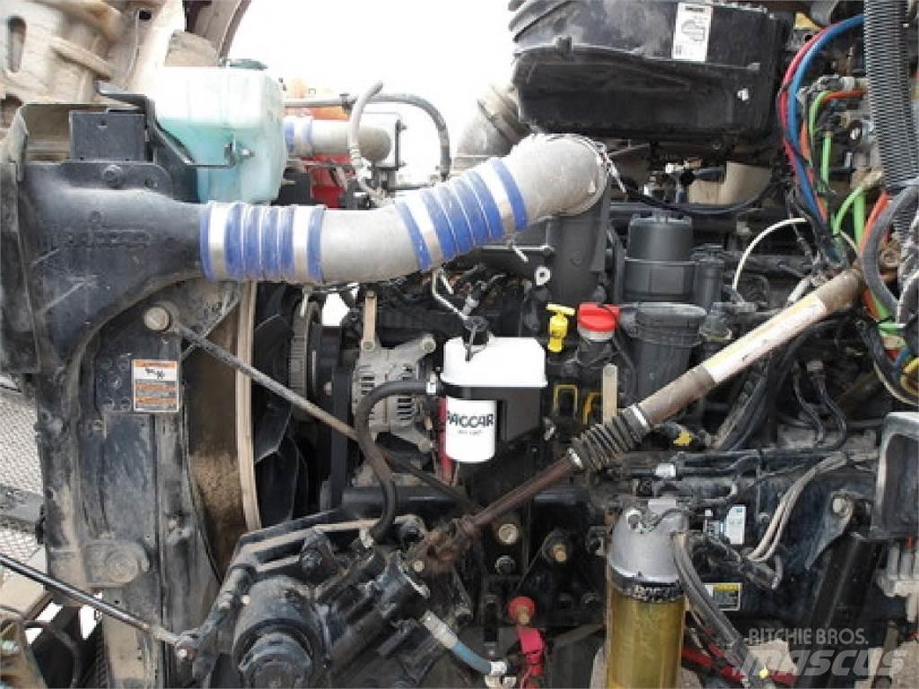 Kenworth T880 曳引機組件