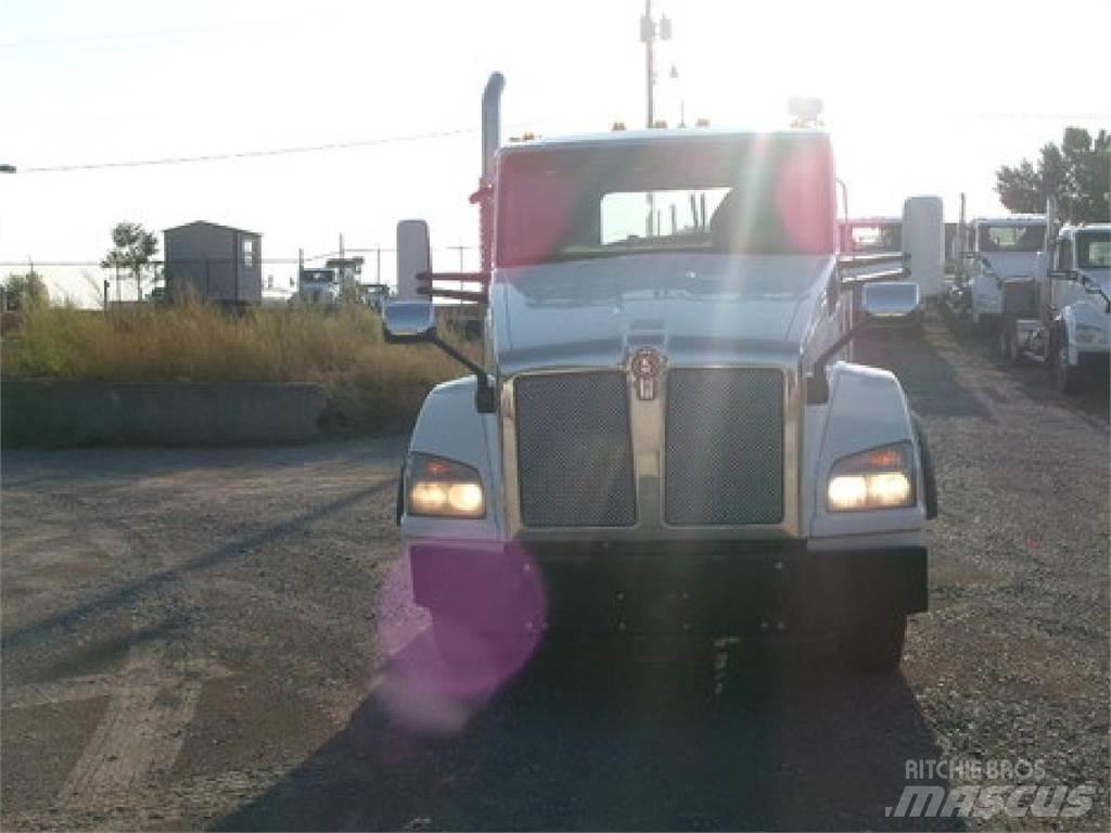 Kenworth T880 曳引機組件