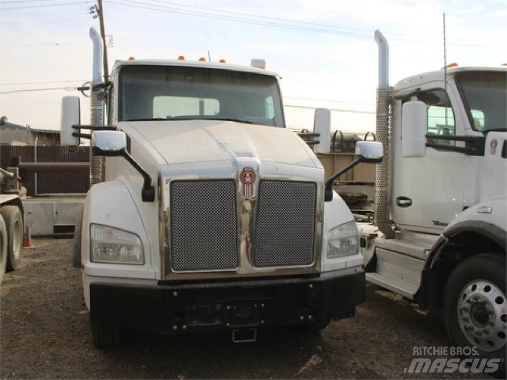 Kenworth T880 曳引機組件