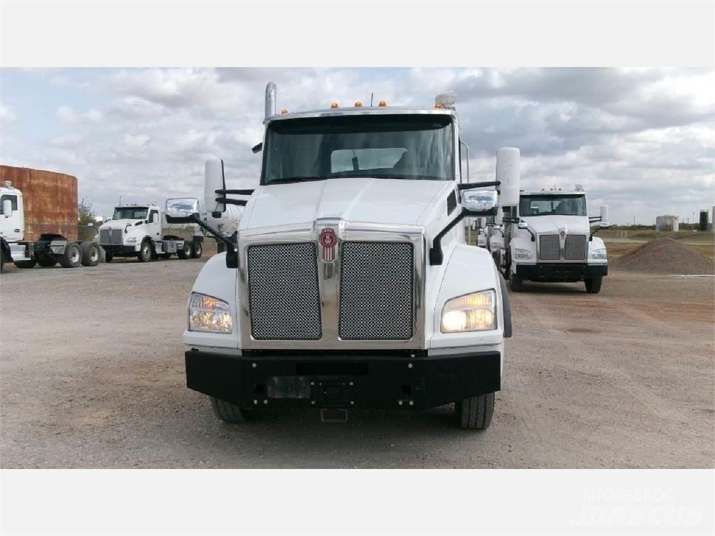 Kenworth T880 曳引機組件