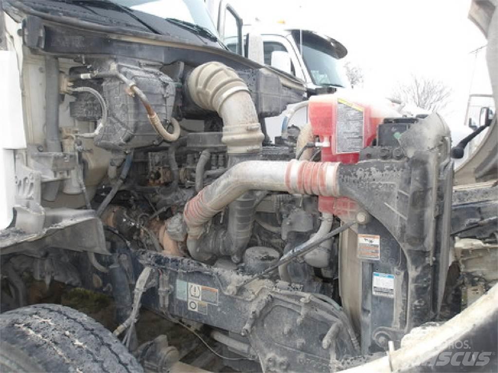 Kenworth T880 曳引機組件