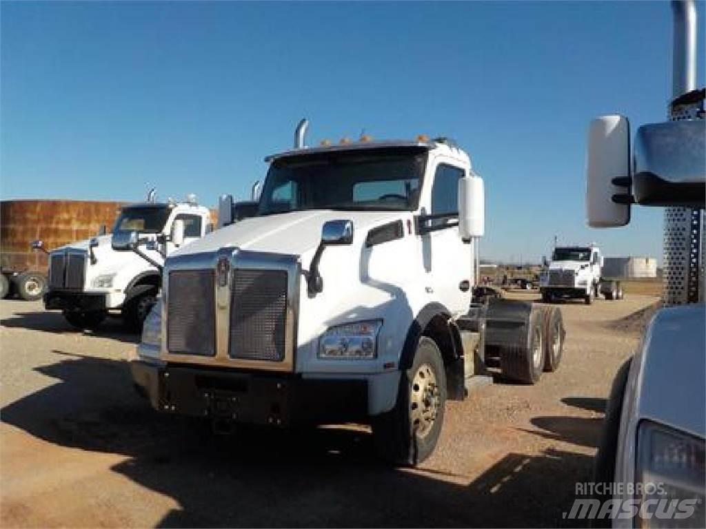 Kenworth T880 曳引機組件