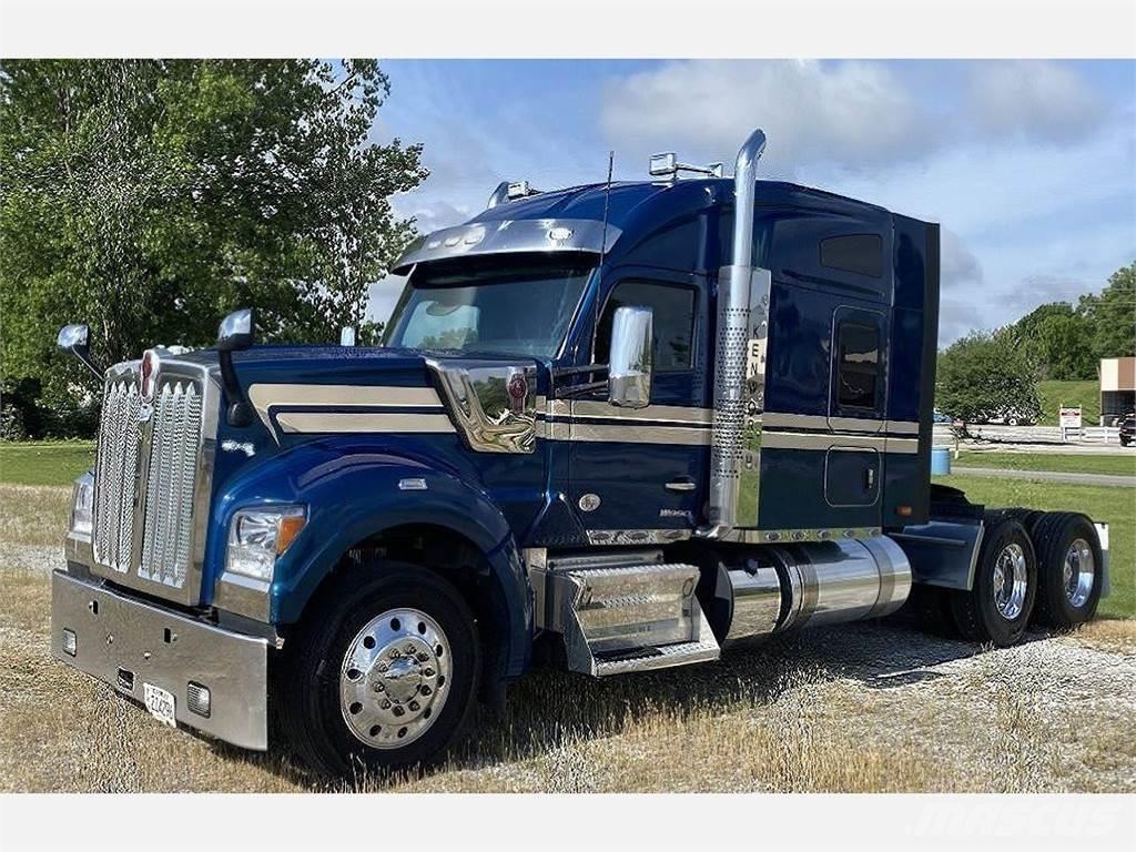 Kenworth W990 曳引機組件