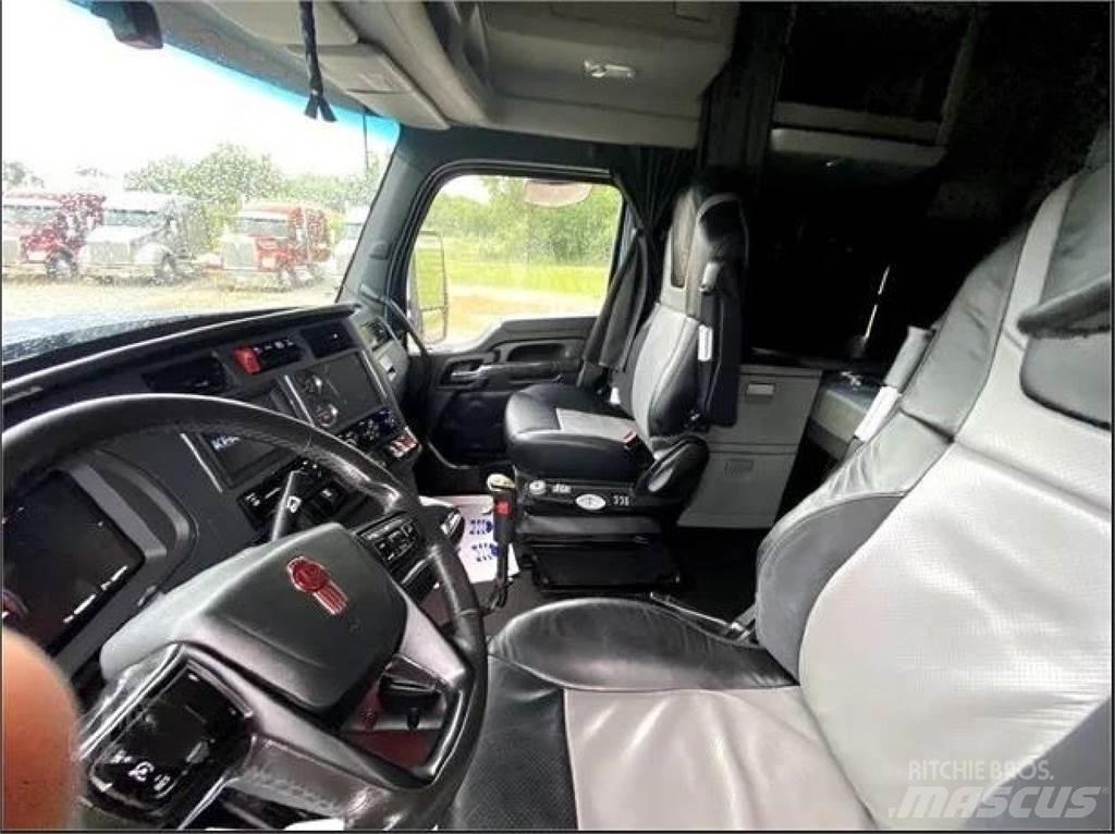 Kenworth W990 曳引機組件