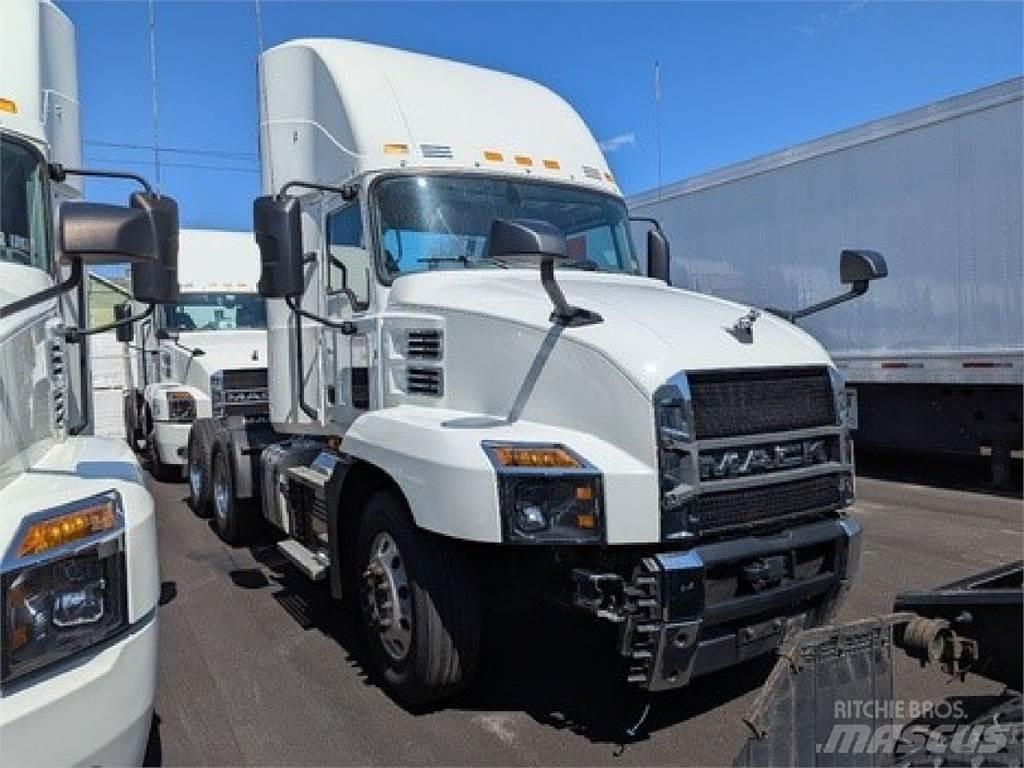 Mack AN64T 曳引機組件