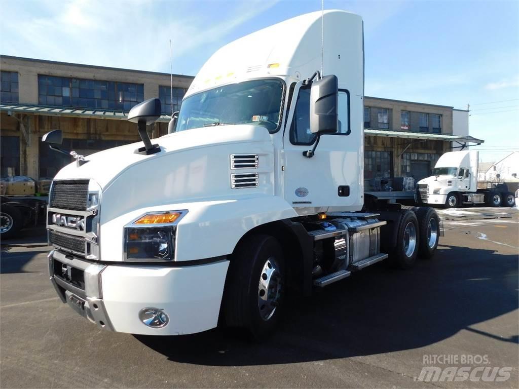 Mack AN64T 曳引機組件