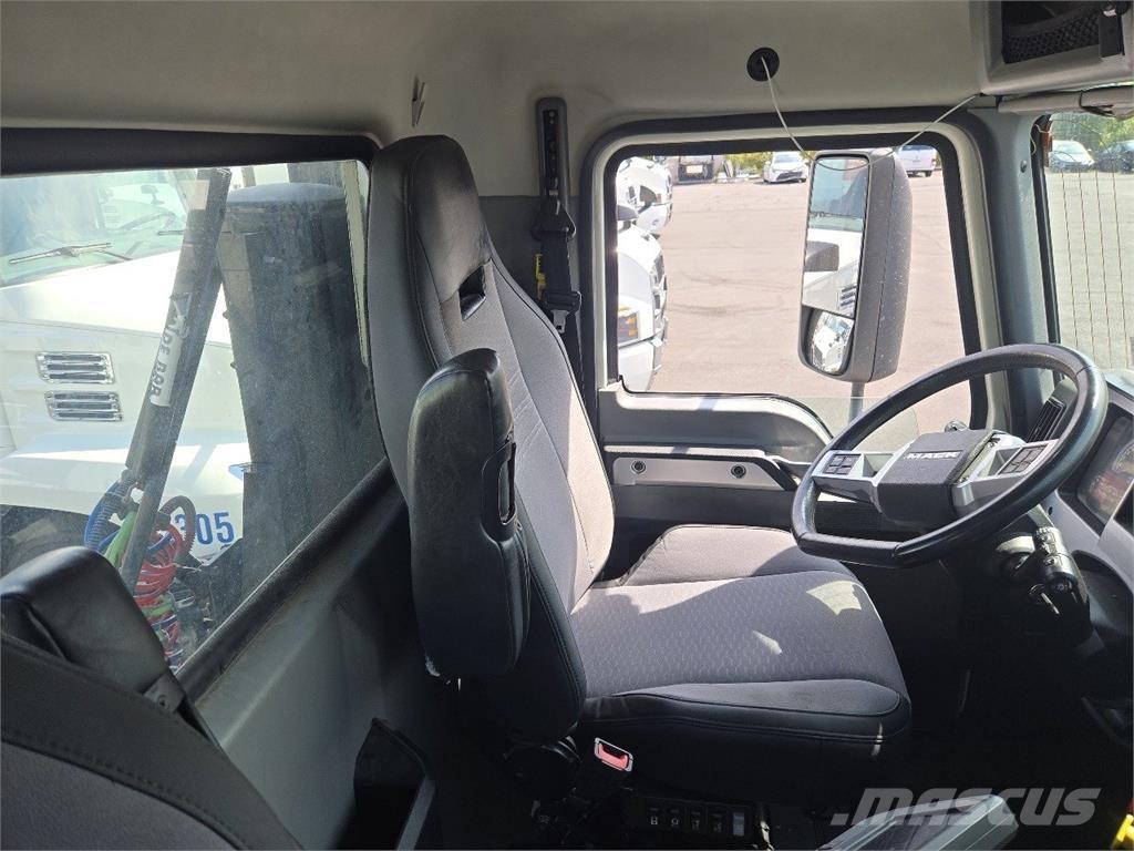 Mack AN64T 曳引機組件