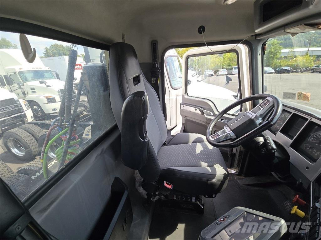 Mack AN64T 曳引機組件