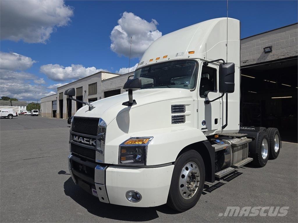 Mack AN64T 曳引機組件