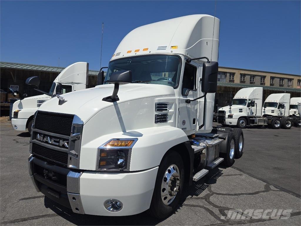 Mack AN64T 曳引機組件