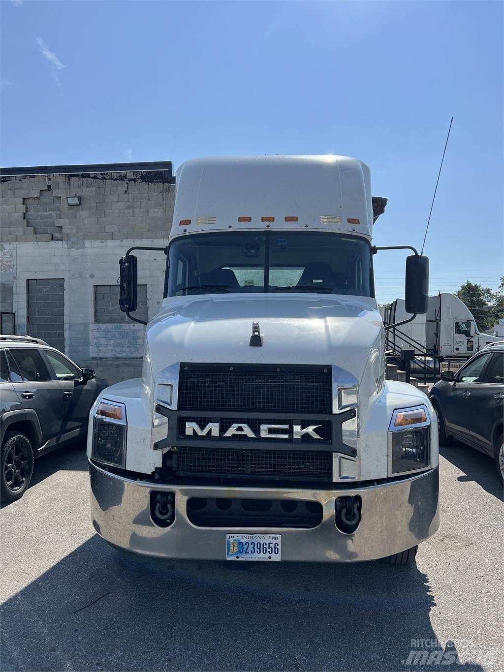 Mack Anthem AN64T 曳引機組件