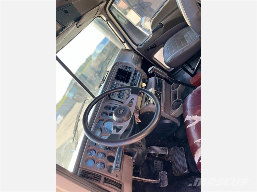 Mack Vision 曳引機組件
