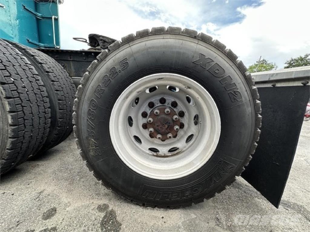 Peterbilt 379 曳引機組件