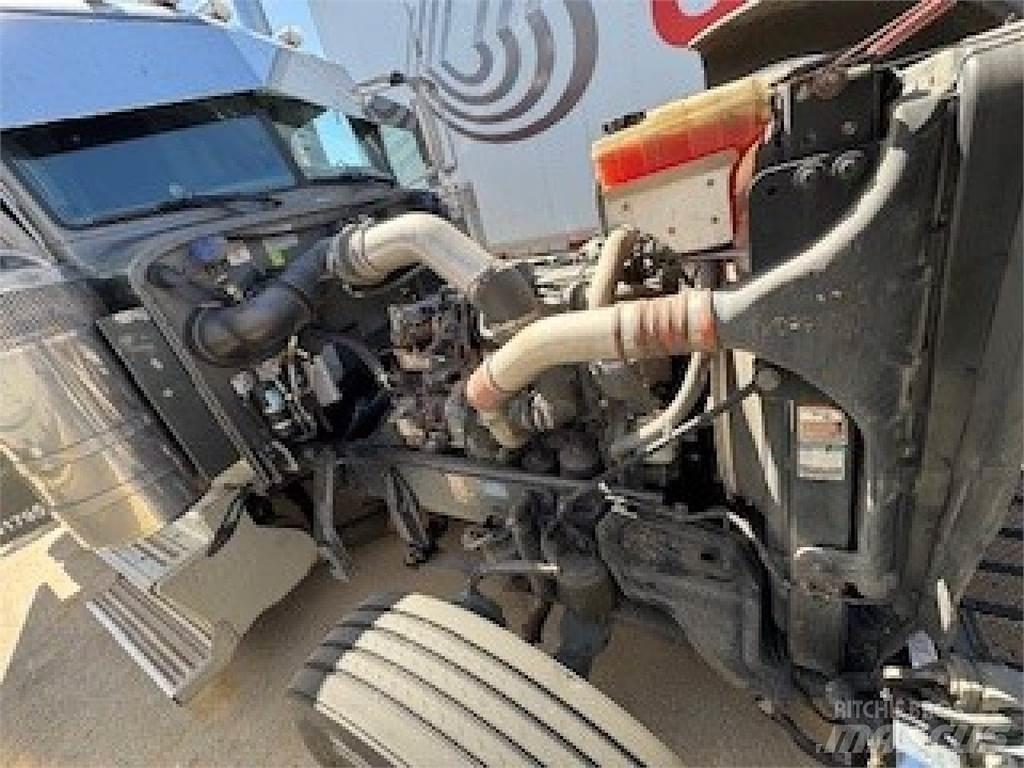 Peterbilt 389 曳引機組件