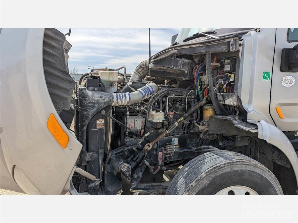 Peterbilt 579 其他貨車
