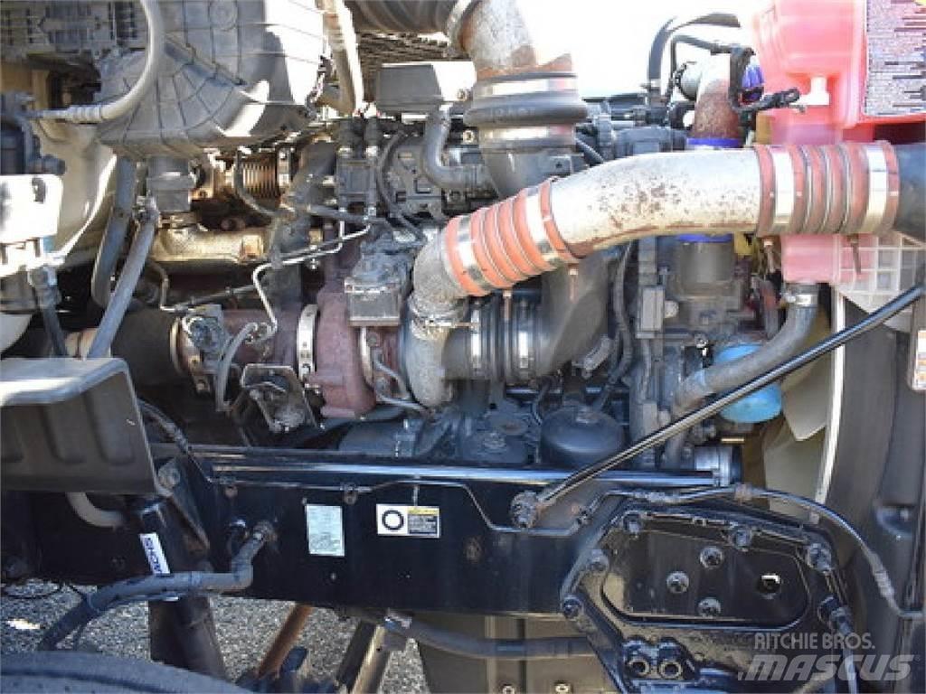 Peterbilt 579 曳引機組件