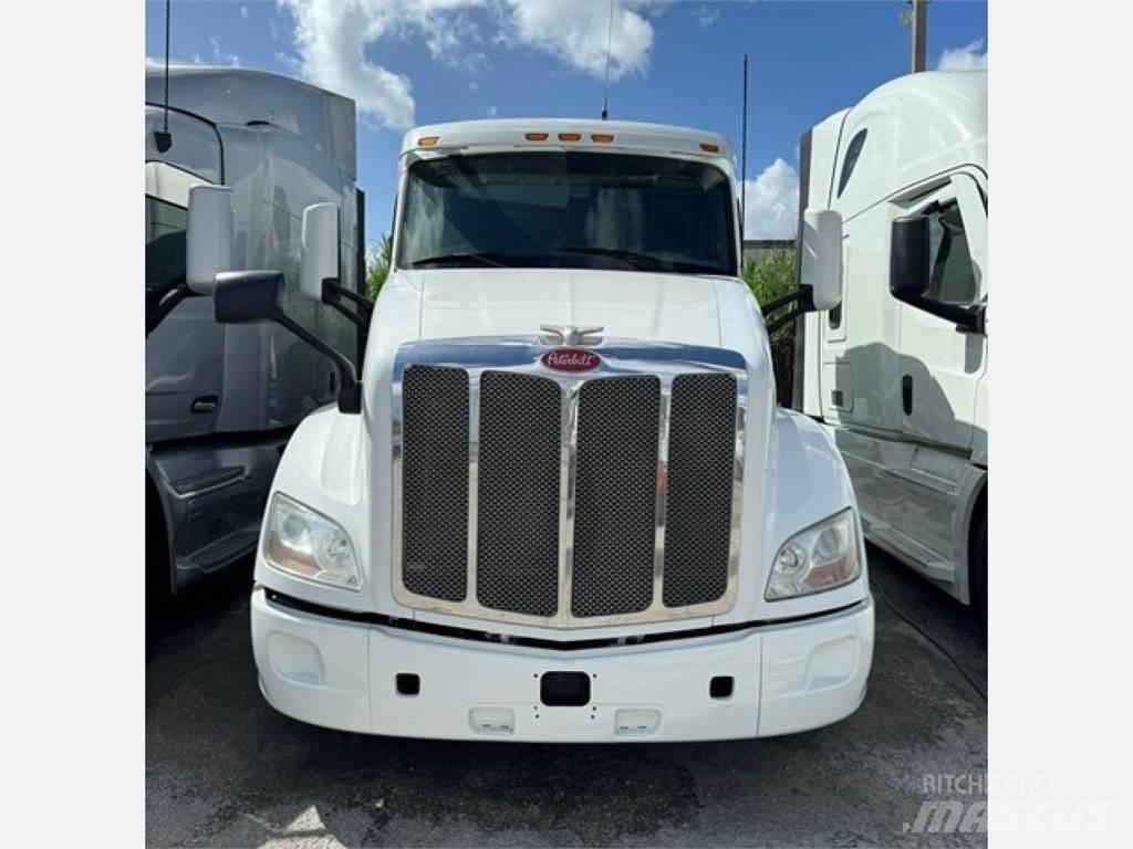 Peterbilt 579 曳引機組件