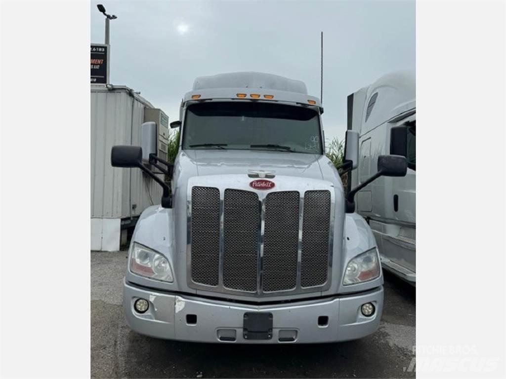 Peterbilt 579 曳引機組件