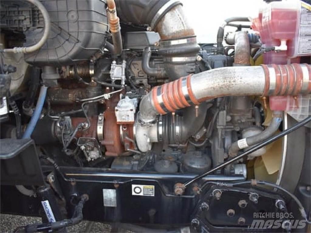 Peterbilt 579 曳引機組件