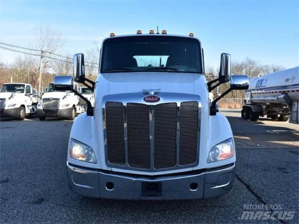 Peterbilt 579 曳引機組件